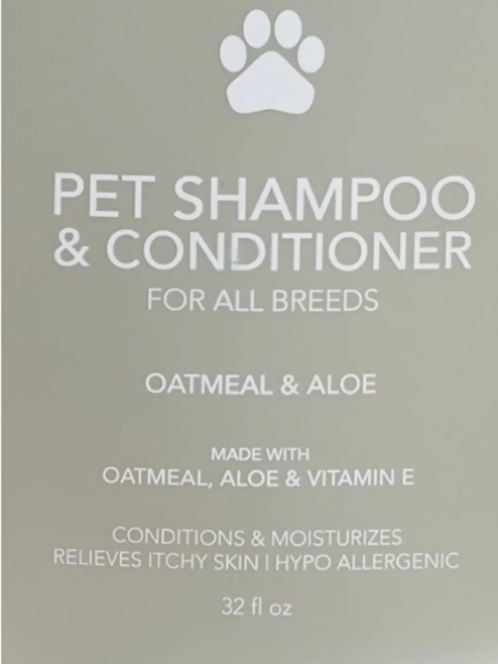 Sand + Paws Oatmeal and Aloe Pet Shampoo and Conditioner 32 oz